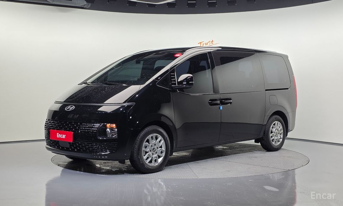 Hyundai Staria 2025