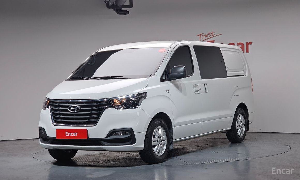 Hyundai Starex 2021
