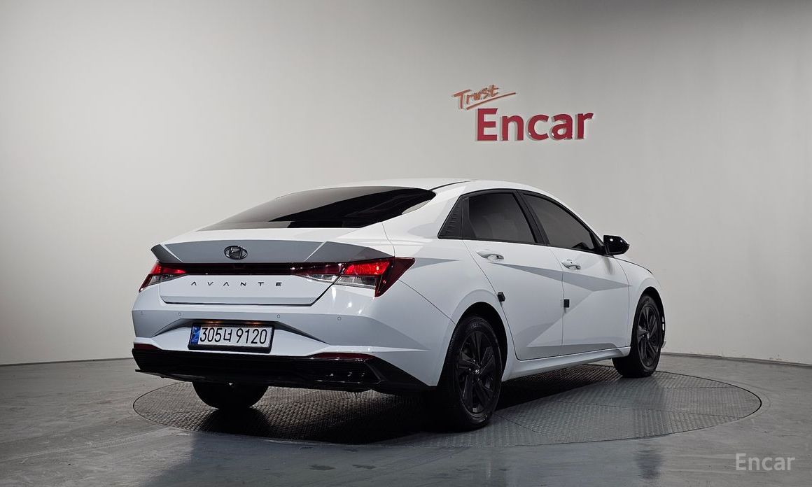 Hyundai AVANTE 2022