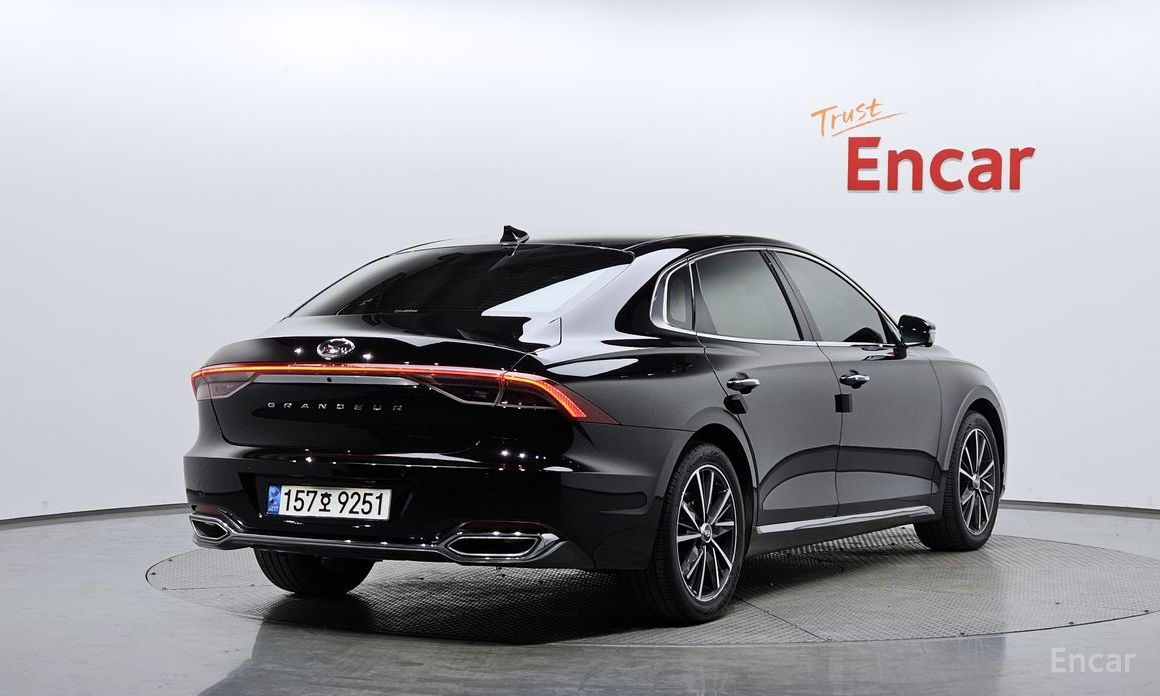 Hyundai Grandeur 2022