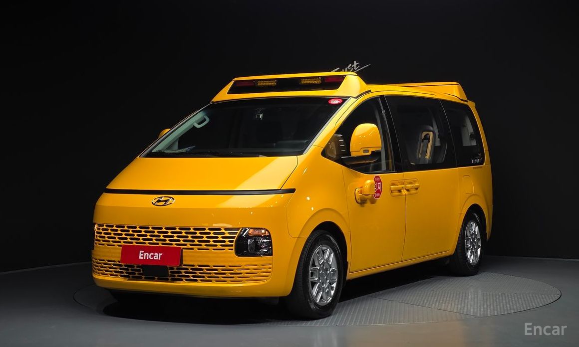 Hyundai Staria 2023