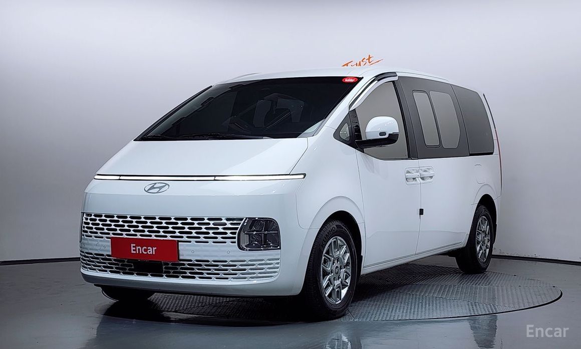 Hyundai Staria 2025