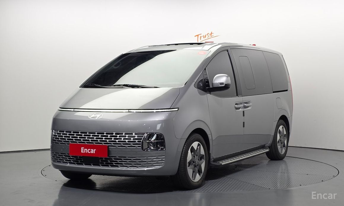 Hyundai Staria 2025