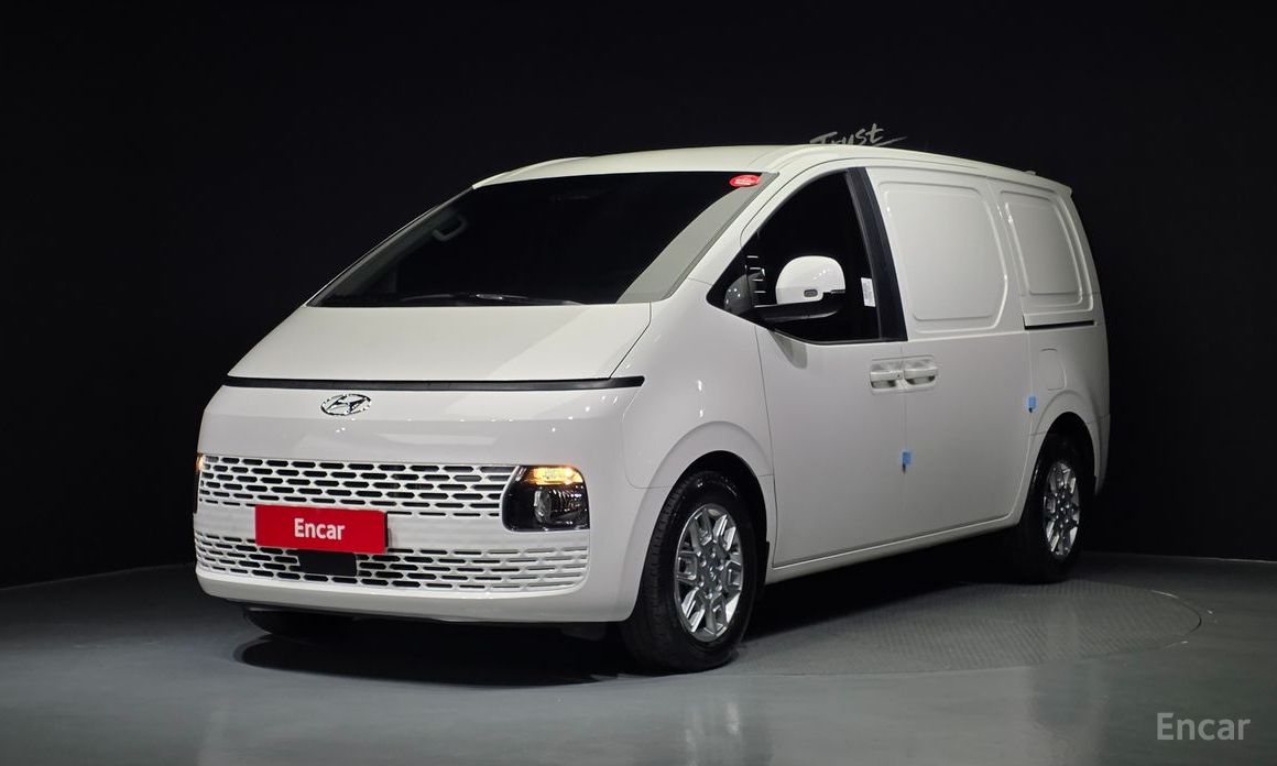 Hyundai Staria 2024