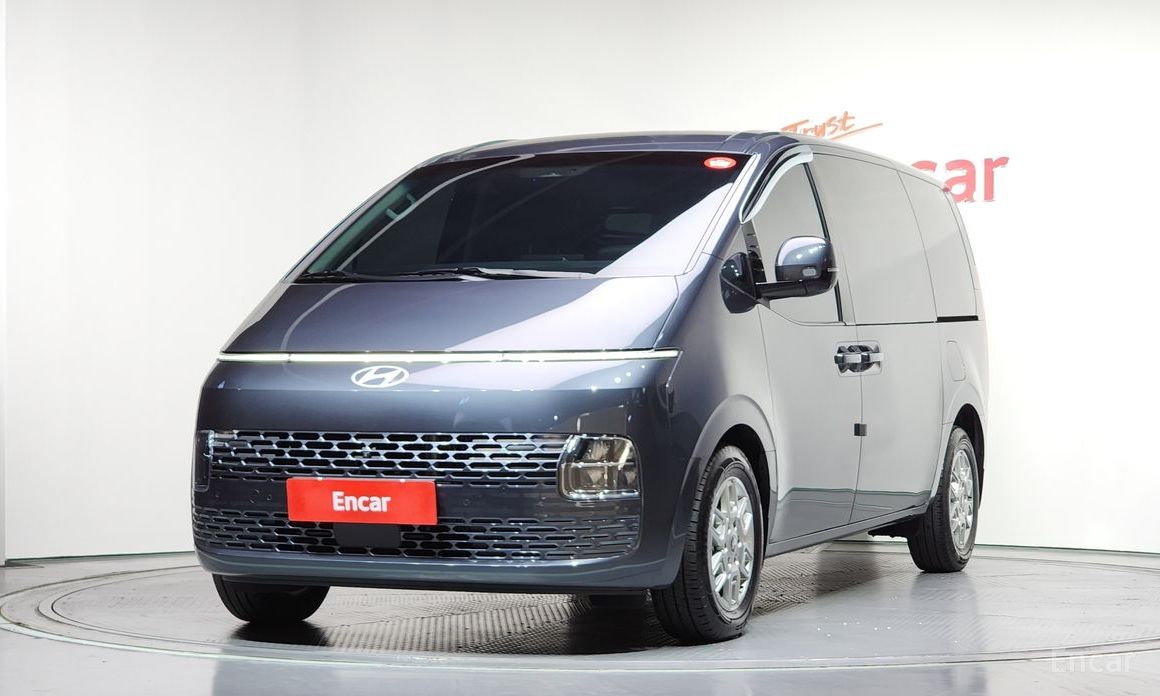 Hyundai Staria 2025