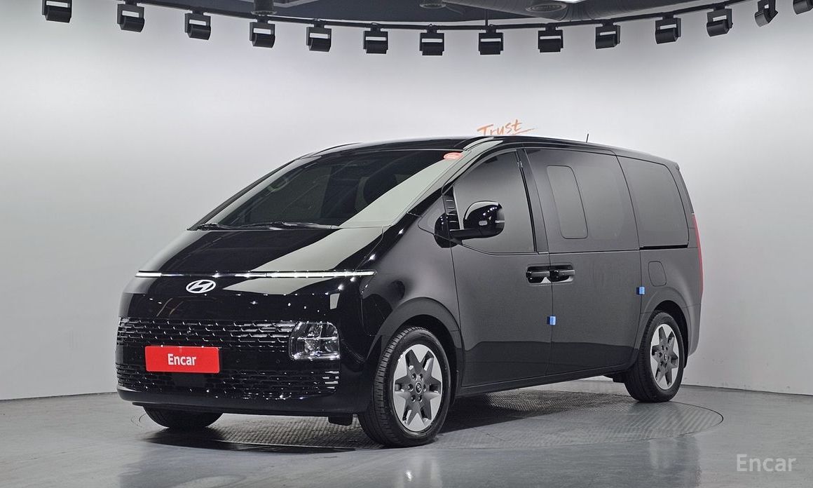 Hyundai Staria 2025