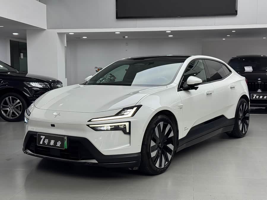 Polestar 4 Single Motor Standard Range PLUS