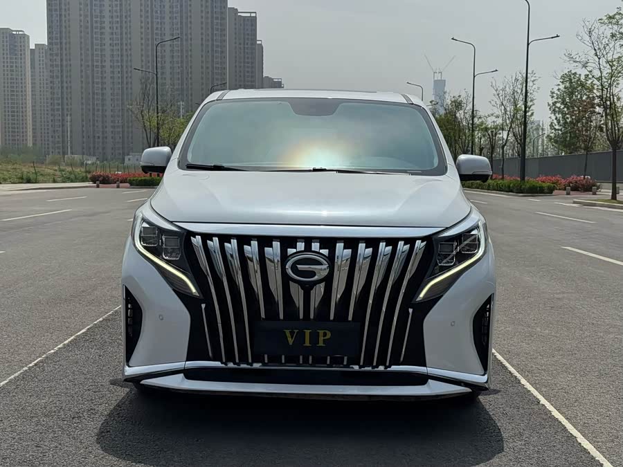 Trumpchi M8 Lingxiu Series