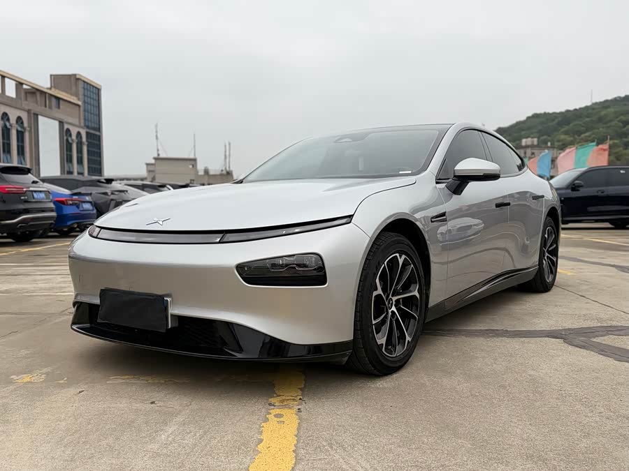 XPeng P7