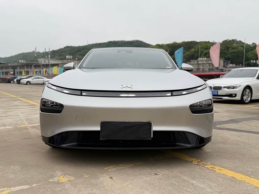 XPeng P7