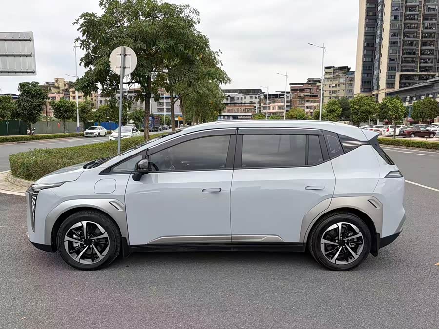 Aion Y Plus 510 Smart Luxury