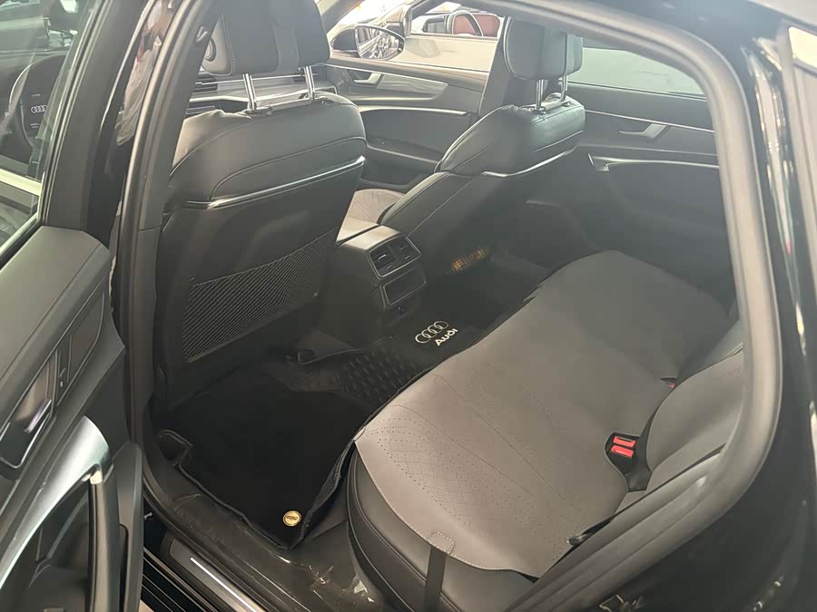 Audi A6L 40 TFSI Luxury Dynamic