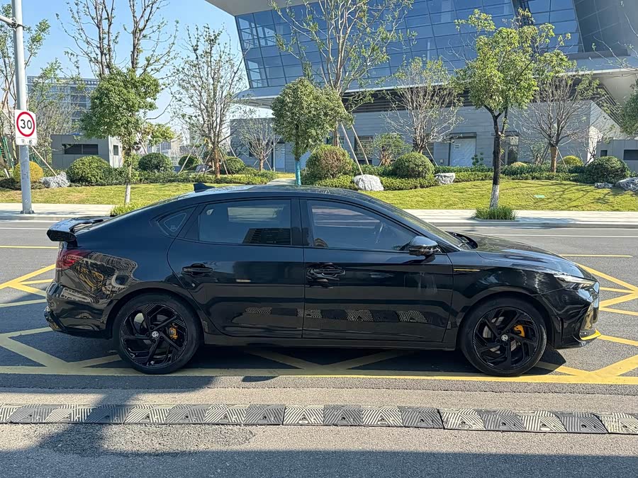 Motor MG 6 Pro