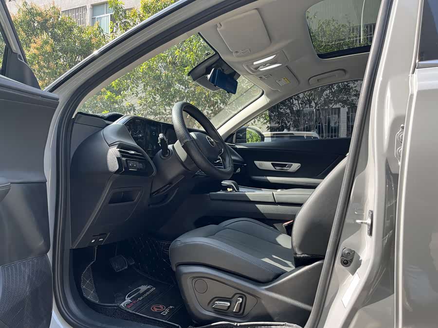 Dongfeng Fengshen Haoji Mach Power