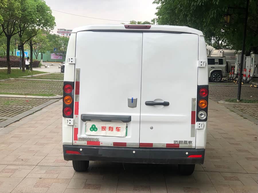 Geely Farizon Xingxiang V Xingxiang V6E Premium Long Wheelbase CATL 38.64 kWh