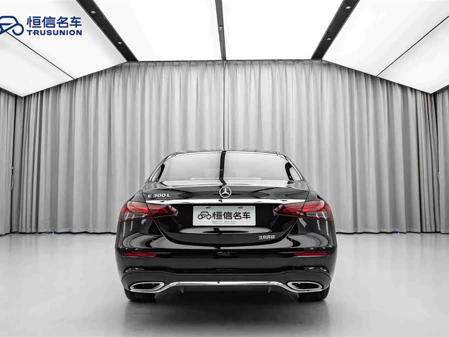 Mercedes-Benz E 300 L Sport Style