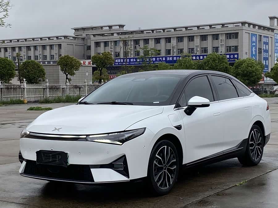 XPeng P5