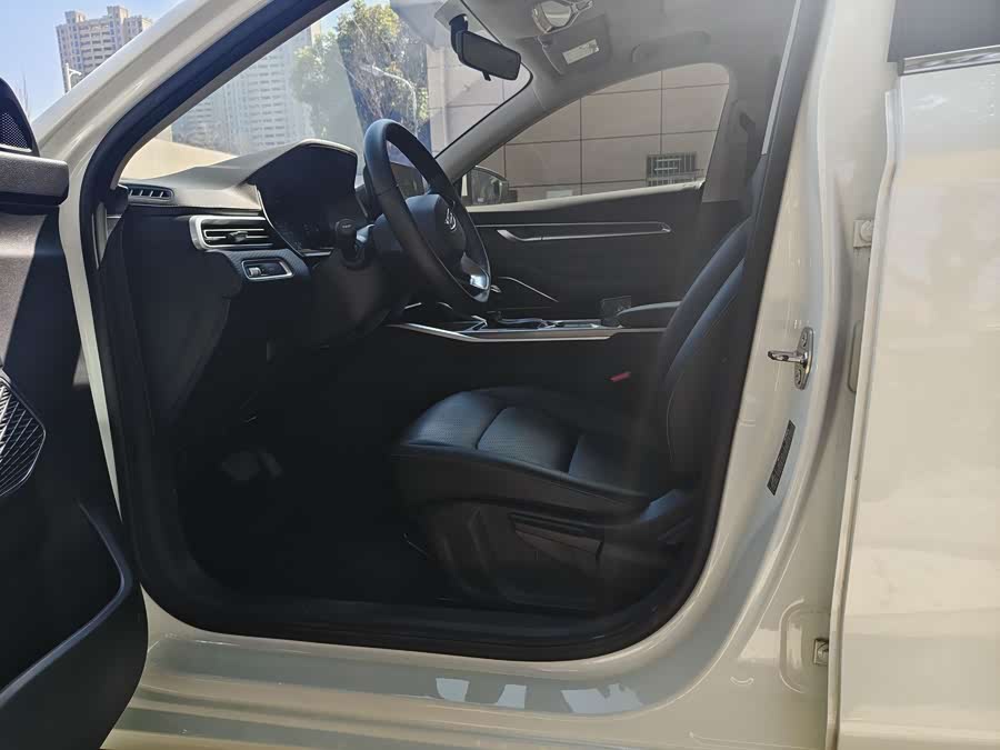 Geely Emgrand 4th Gen 1.5