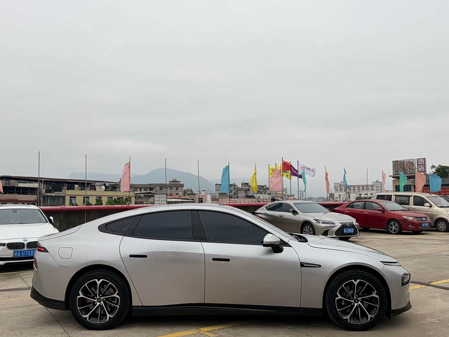 XPeng P7