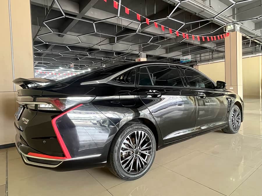 Dongfeng Aeolus Yixuan MAX