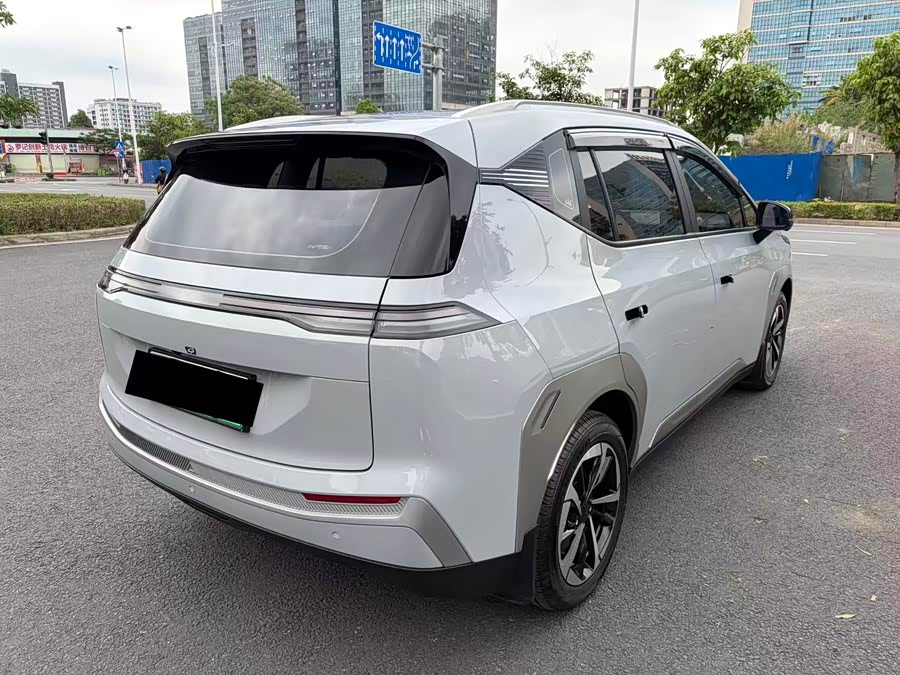 Aion Y Plus 510 Smart Luxury