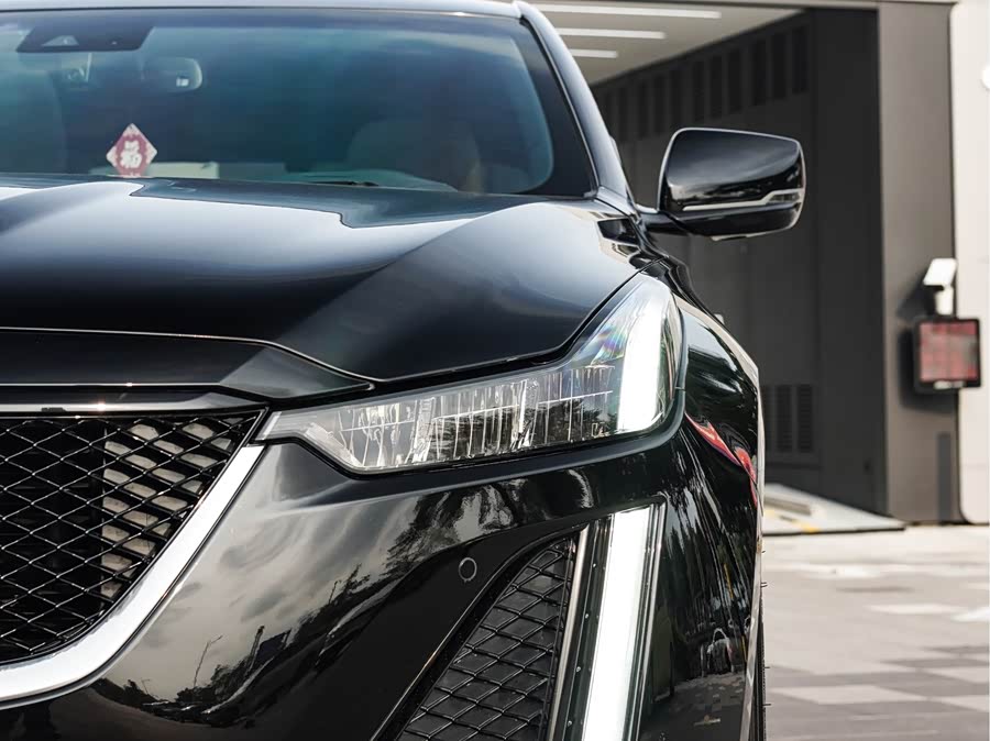 Cadillac CT5 28T Premium