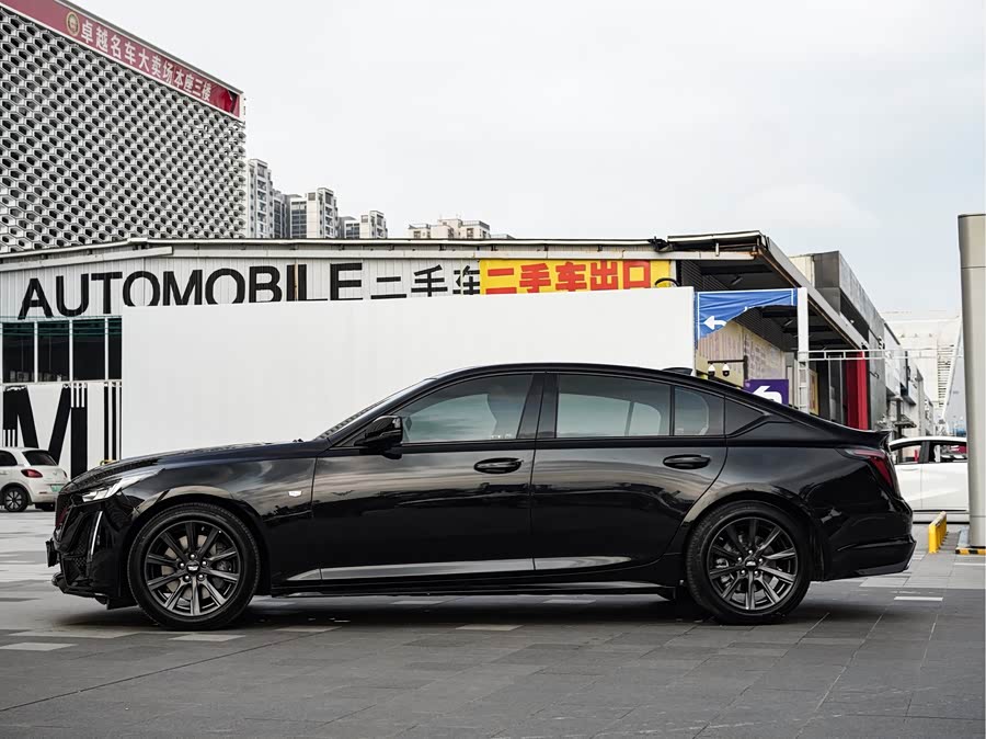 Cadillac CT5 28T Premium