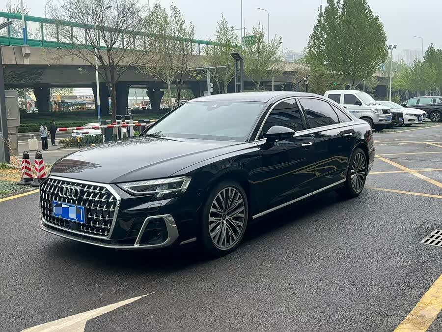 Audi A8L 50 TFSI quattro Zhenxuan