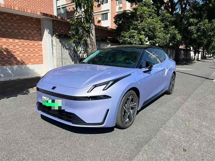 Lynk & Co 07 EM-P 126 Long Range Halo