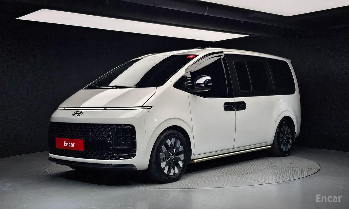 Hyundai Staria 2024
