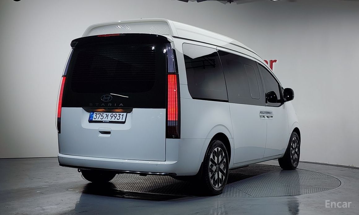 Hyundai Staria 2025