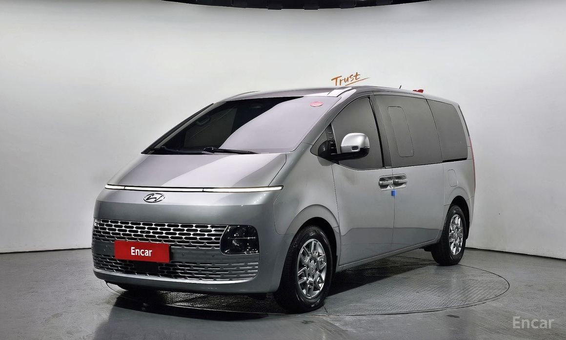 Hyundai Staria 2022