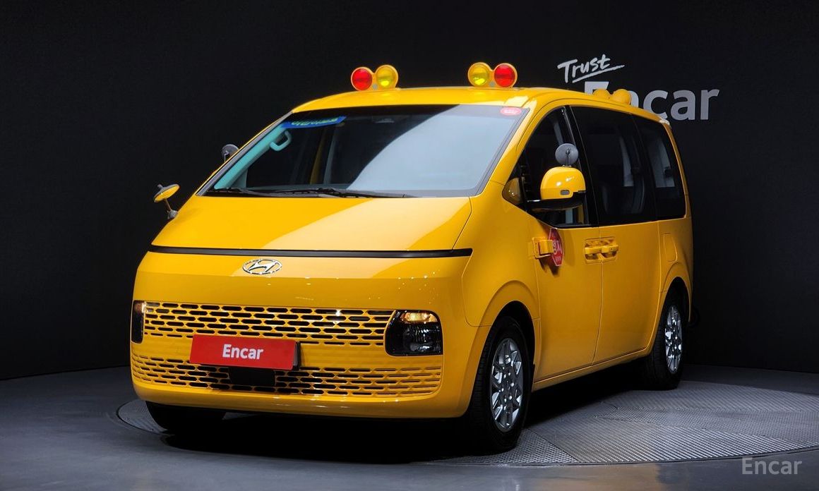 Hyundai Staria 2023