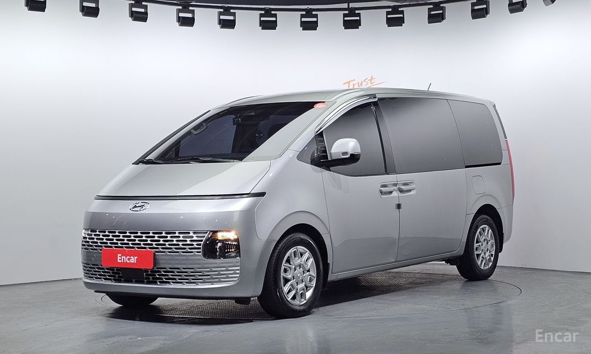 Hyundai Staria 2022