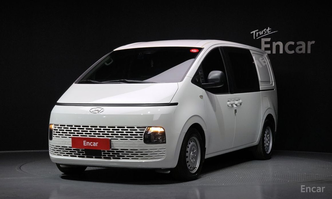 Hyundai Staria 2022