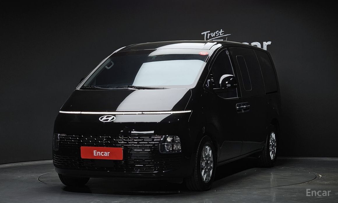 Hyundai Staria 2025