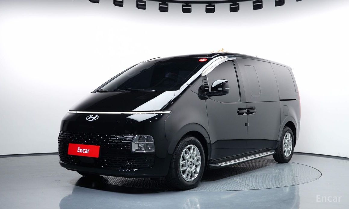 Hyundai Staria 2025