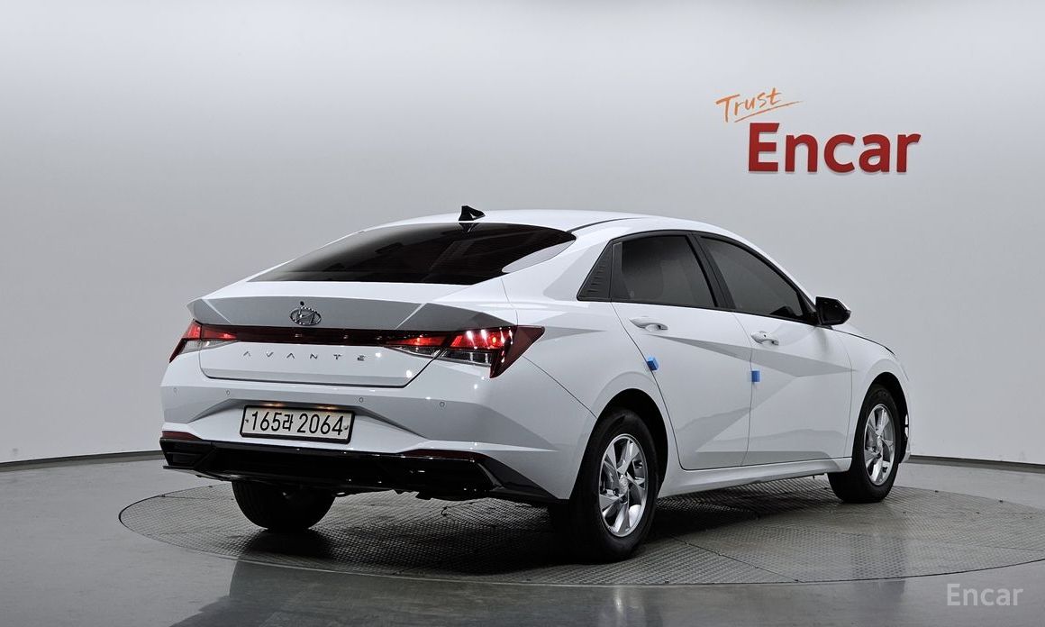 Hyundai AVANTE 2022