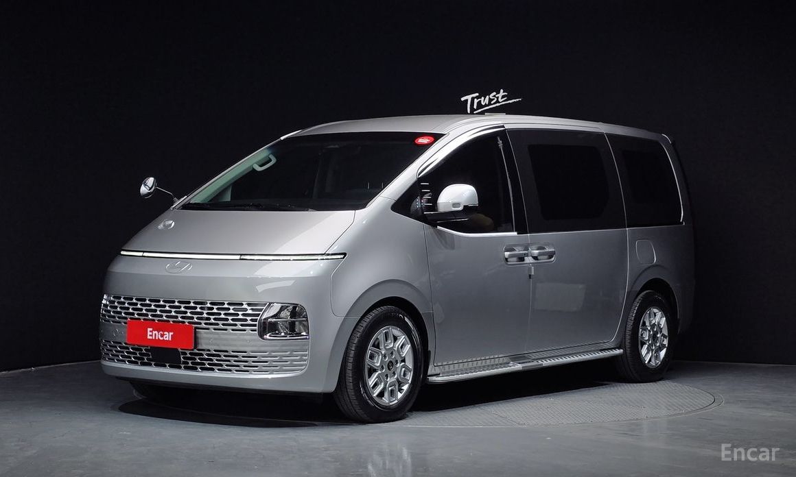 Hyundai Staria 2025