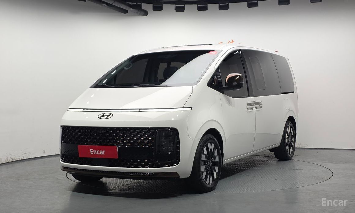 Hyundai Staria 2025