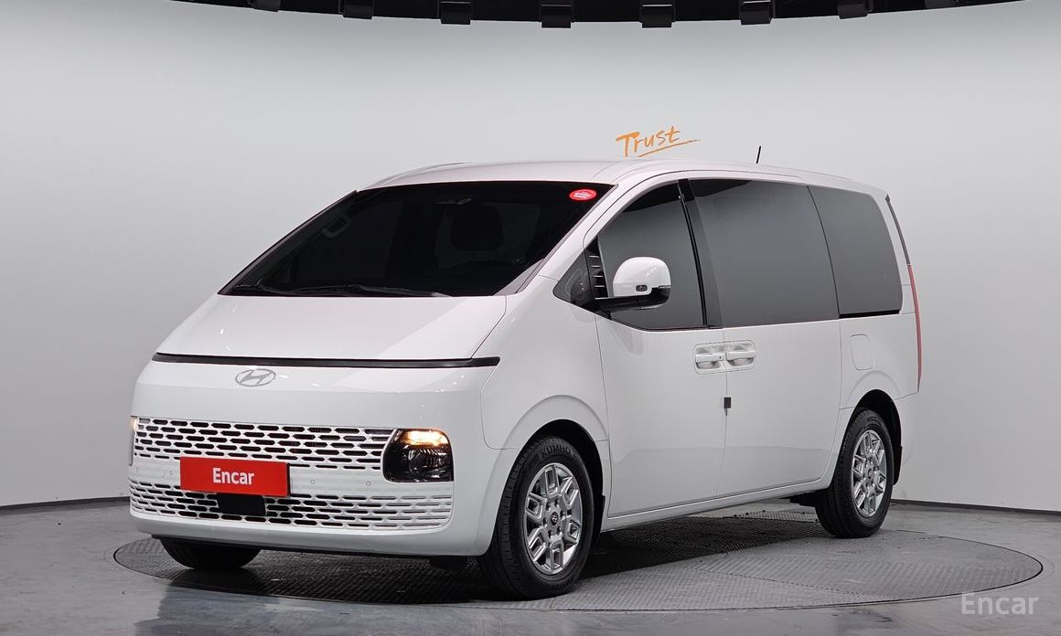 Hyundai Staria 2025