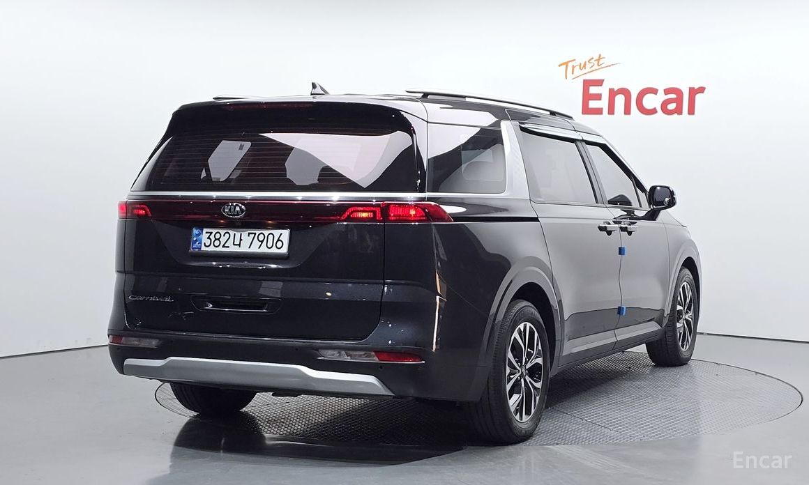 Kia Canival 2021
