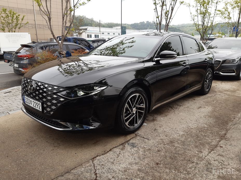 Hyundai Grandeur 2022