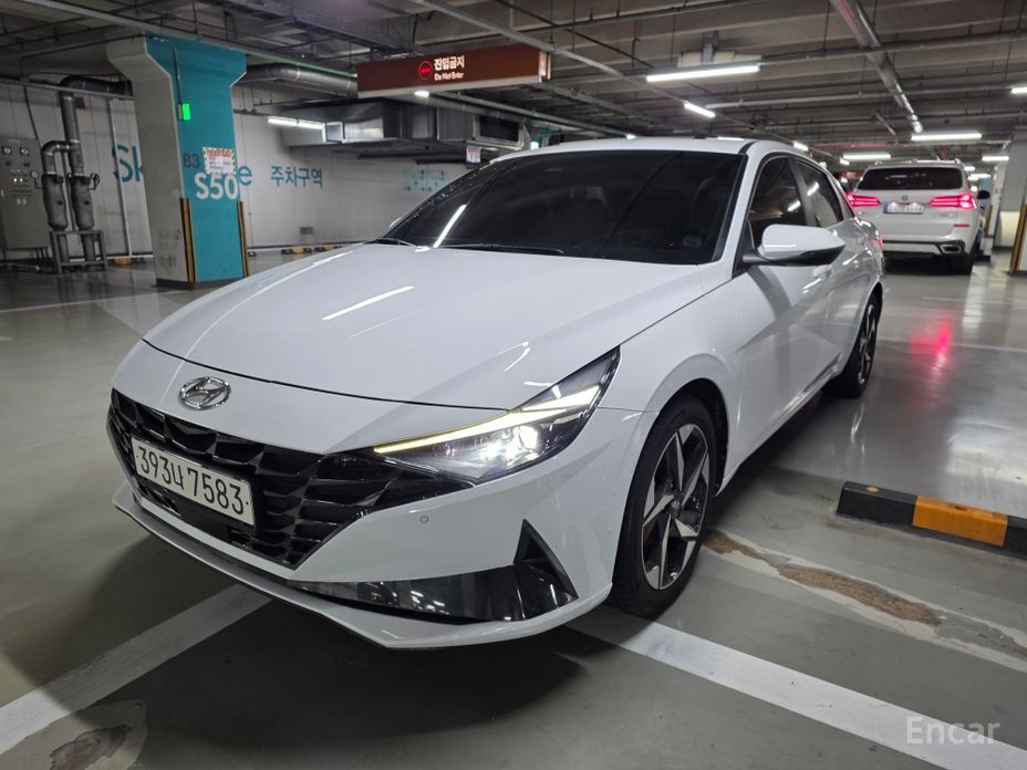 Hyundai AVANTE 2022
