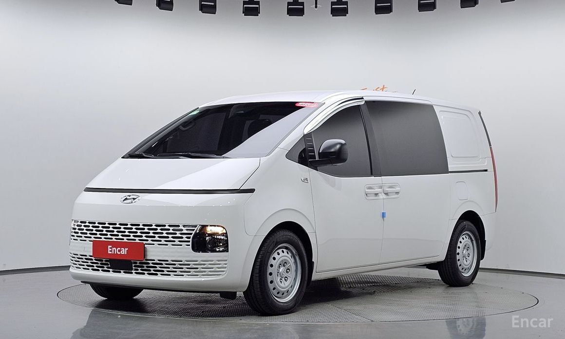 Hyundai Staria 2022