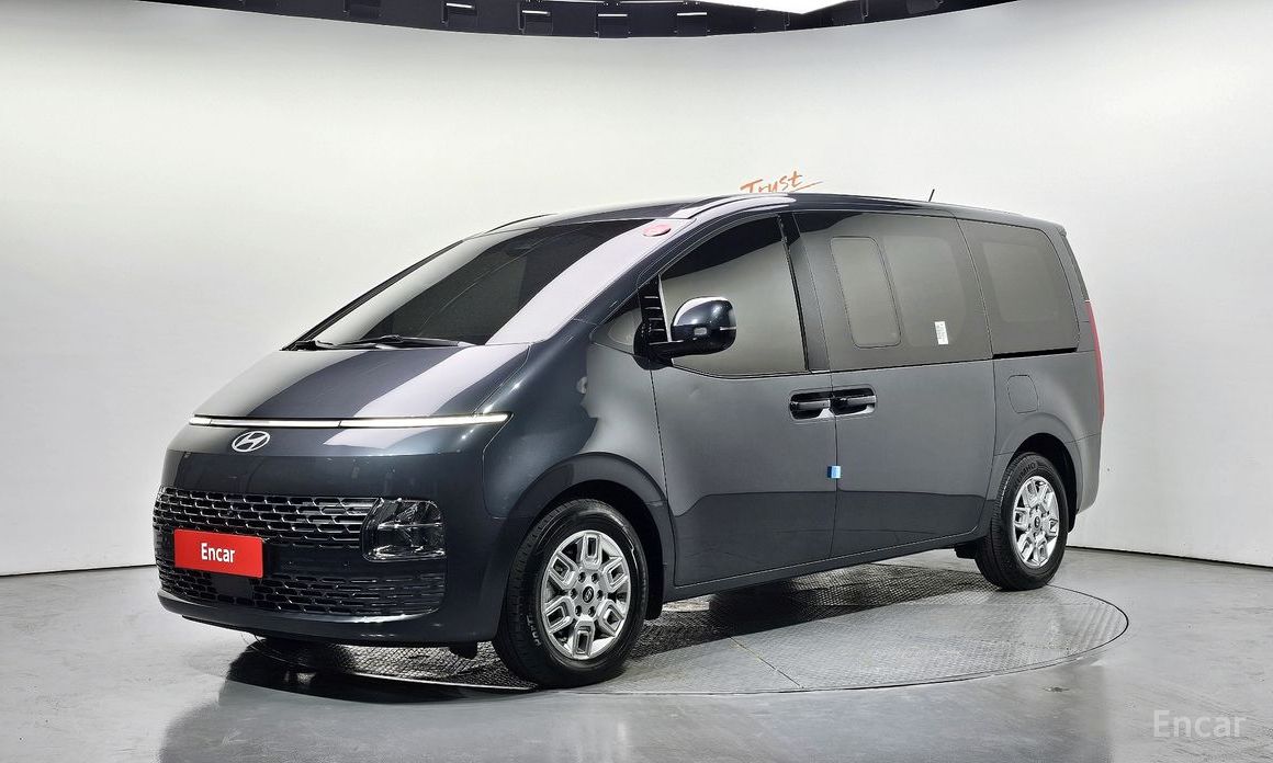 Hyundai Staria 2025