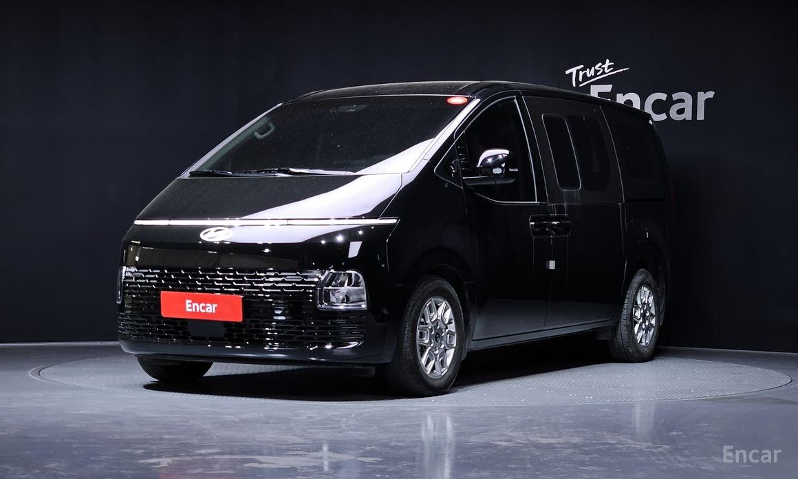 Hyundai Staria 2025
