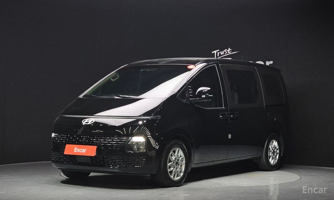 Hyundai Staria 2025