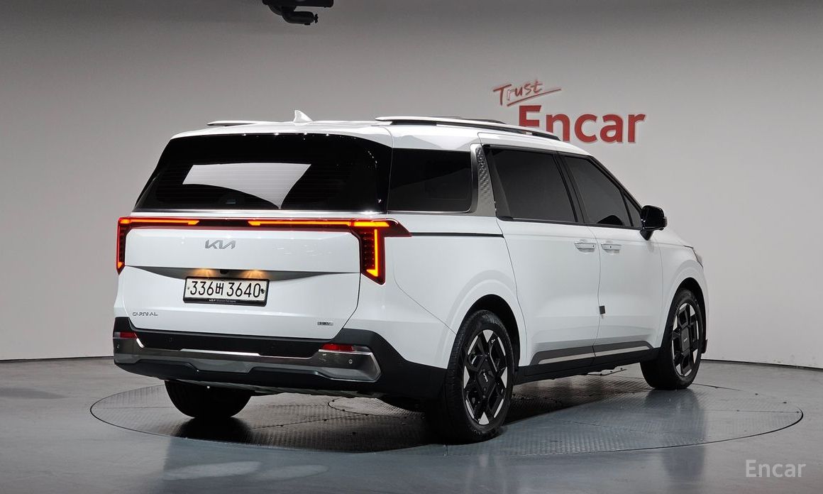 Kia Canival 2024