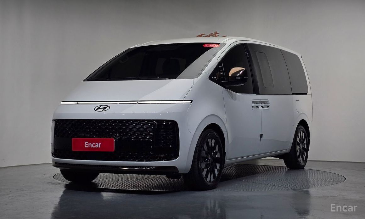 Hyundai Staria 2025